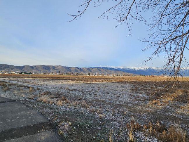 Baker County commissioners to discuss Hughes Lane property, lodging taxes, OTEC during work session